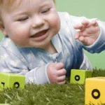 كيف انمي ذكاء طفلي