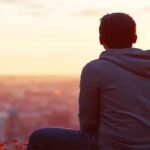 مشاكل الزواج لا تعني تفضيل العزوبية نظرة المراهق إلى ذاته