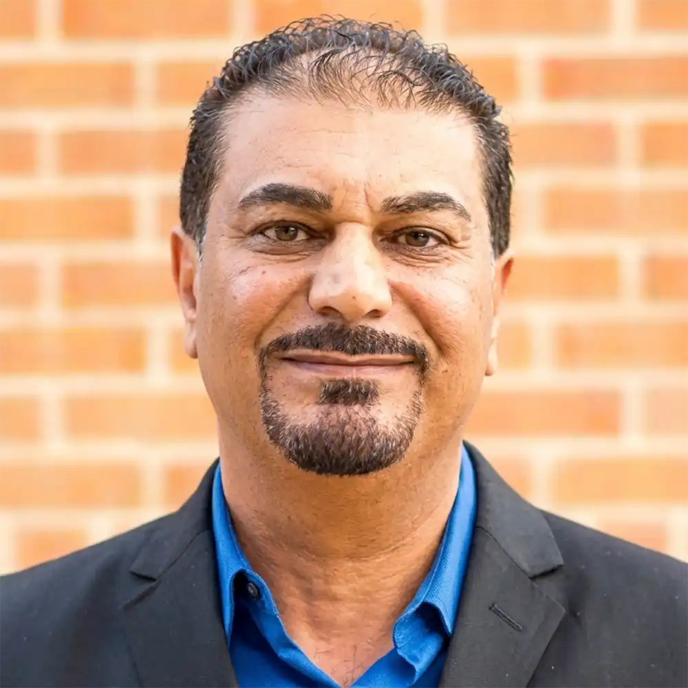 الأستاذ فرج الحطاب